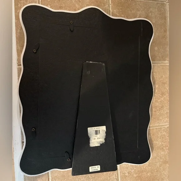 Floral Ribbon Ceramic Picture Frame - Picture 2 of 6